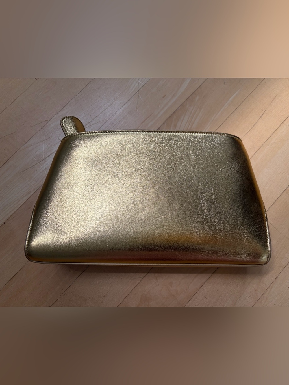 Ferragamo Gold Hug Clutch/Crossbody Bag - Picture 4 of 6